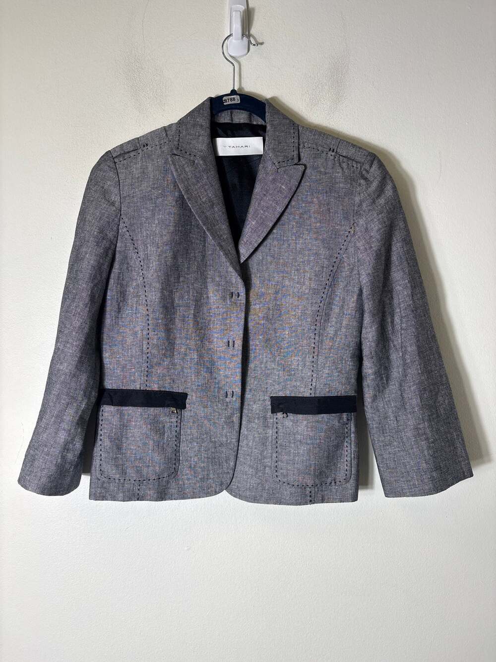 Tahari Gray Long Sleeve Snap Front Blazer Sz 0